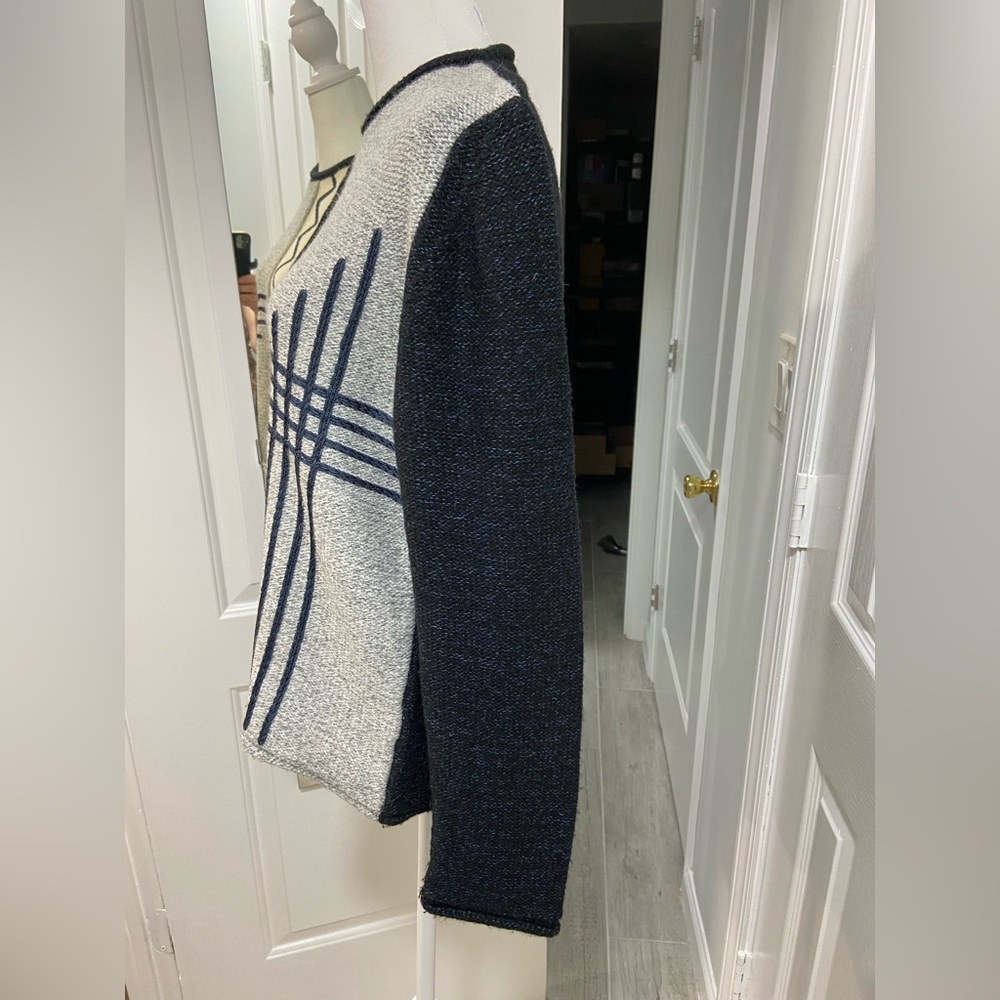 Serianno by Seir Vintage Unisex Black and Gray Geometric Sweater - Picture 3 of 7
